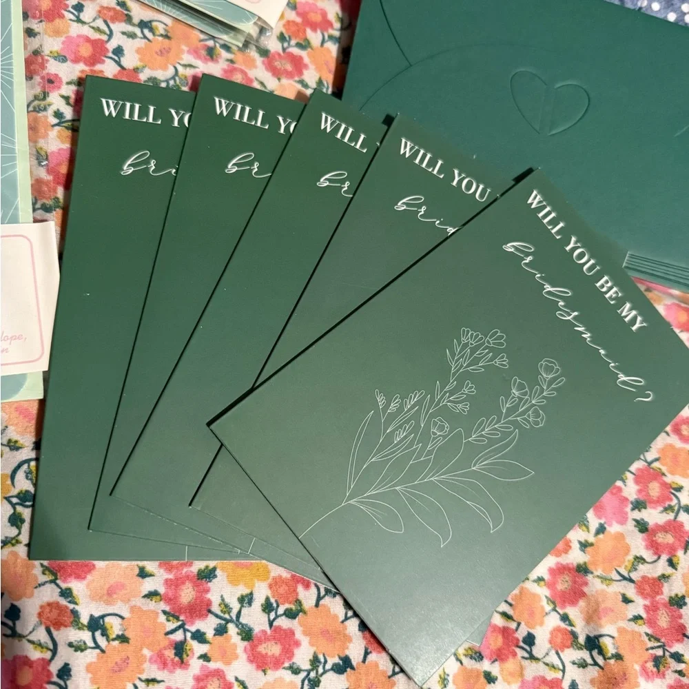Welcome to the Team Keychain & Card Set - Sage Green